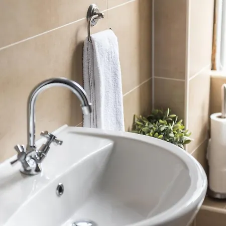 F&o - 1 Bedroom Royal Mile Stunning Castle View Sleeps 2 *