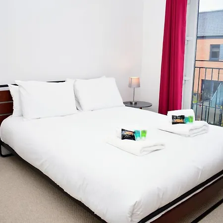 Stevedore Place - 3br Waterfront Townhouse In Trendy The Shore * Edinburgh