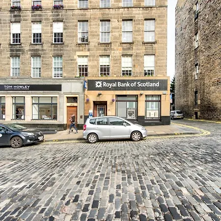 Joivy Bright & Spacious In Stockbridge *