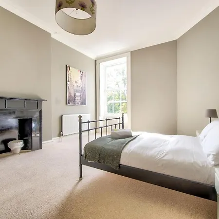 Apartment Joivy Bright & Spacious In Stockbridge *