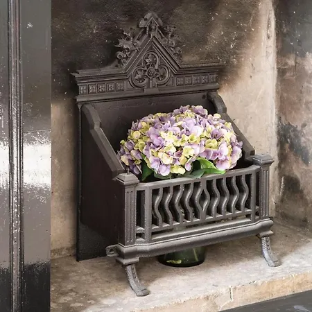 Joivy Bright & Spacious In Stockbridge Daire *