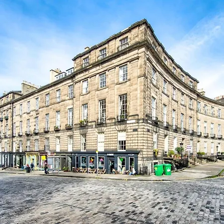 Joivy Bright & Spacious In Stockbridge Edinburgh