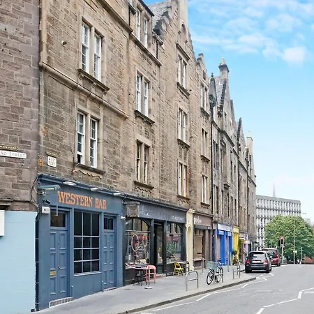 Joivy Boutique Flat Steps From The Castle * Edimburgo