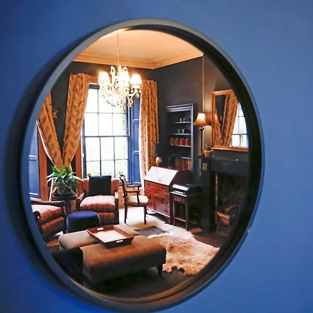 Altido Authentic & Luxurious 2-story Apt With Garden Appartement Edinburgh