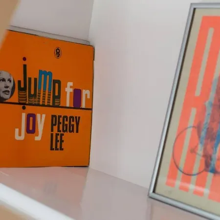 公寓 Newly Refurbished Centre Chic Pad 爱丁堡