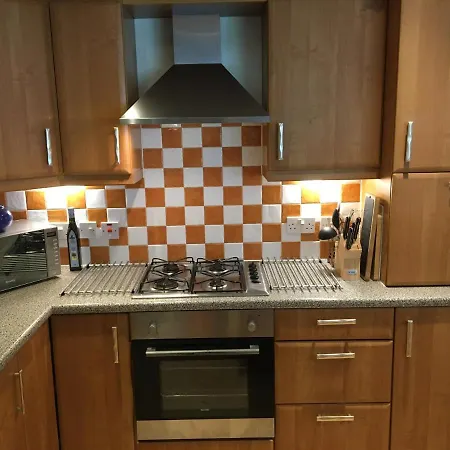 Apartament Holyrood Park *