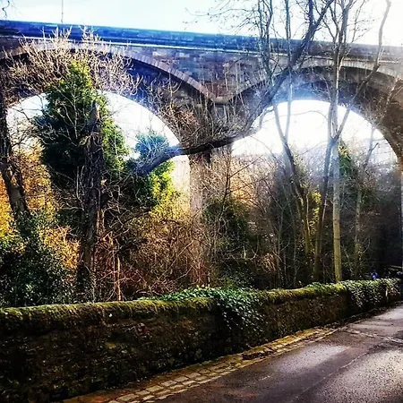Bed & Breakfast Edinburgh's Dean Village River View Retreat
