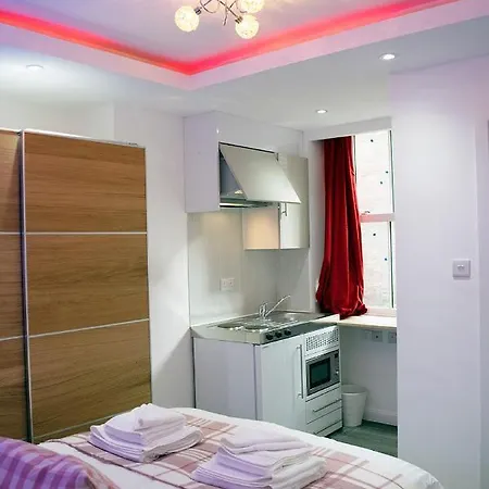 Crosskeys 双金匙公寓 * Édimbourg