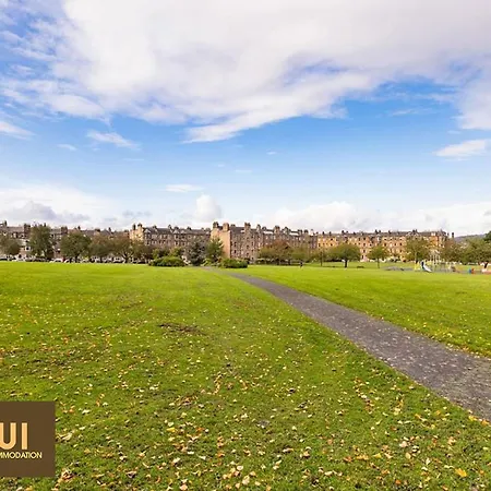 Διαμέρισμα Best Value - 2 Bedroom Apartment, Upto 5 Guests With Ukawi Serviced Edinburgh, Free Car Park & Free Wifi