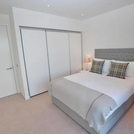 Quartermile Serviced Appart hôtel *