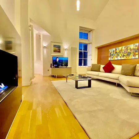 Quartermile Serviced * Edinburgh