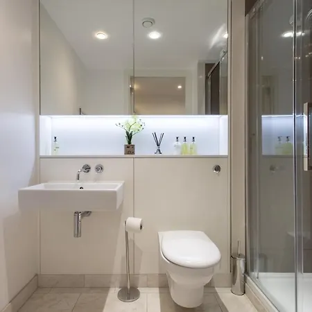Quartermile Luxury אדינבורו