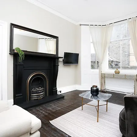 Joivy Modern In Stockbridge Apartament *