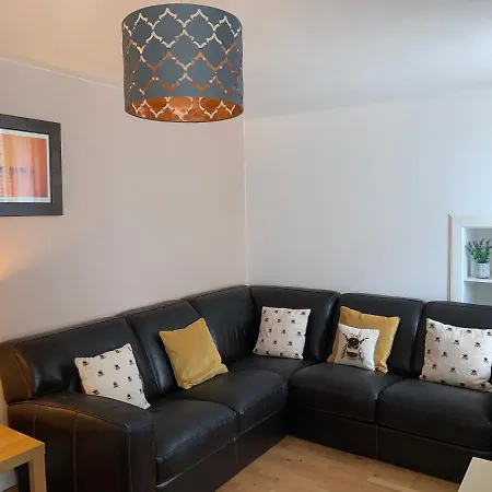 Charming 5-bed In