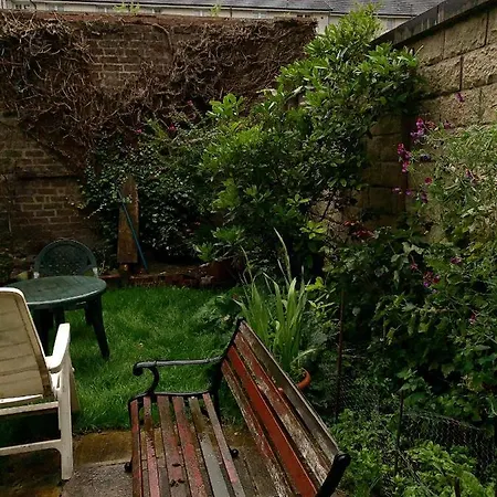 Charming 5-bed In *