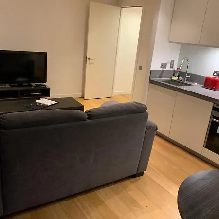 Quartermile Serviced אדינבורו