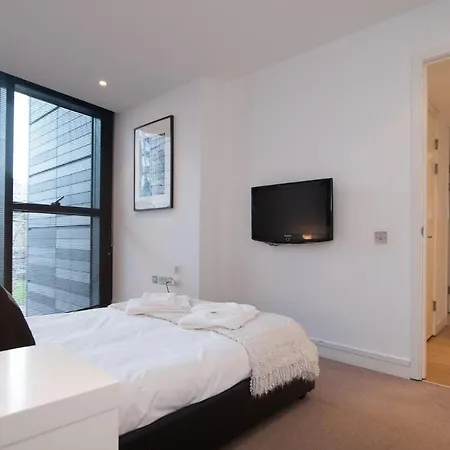 Quartermile Serviced * Edinburgh