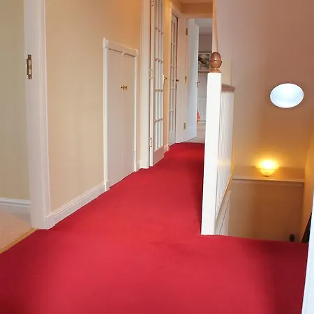 Marchfield Guest house