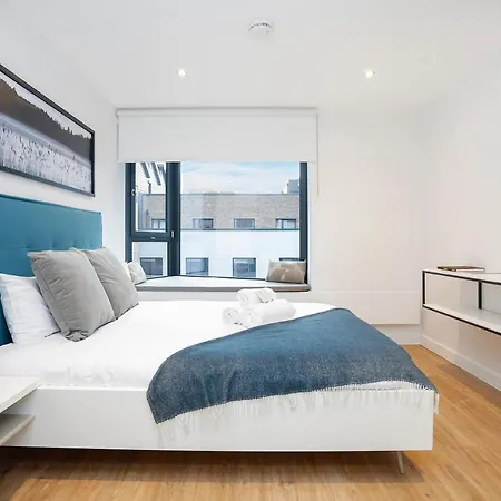 Altido Modern 1-br Apt With Views Of Castle Edinburgh