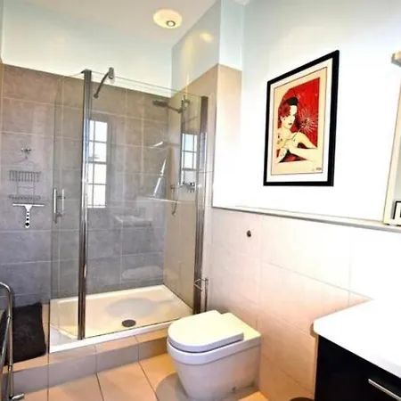Apartamento Luxury Georgian 2bedroom, Calton Hill 10 Mins Edimburgo