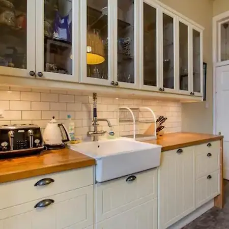 Luxury Georgian 2bedroom, Calton Hill 10 Mins * Edinburgh