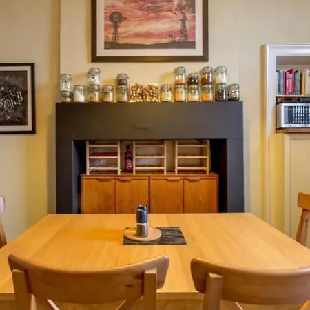 Luxury Georgian 2bedroom, Calton Hill 10 Mins * Edimburgo