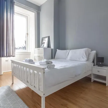 Pass The Keys Modern And Bright Flat Nr City Centre - Sleeps 7 Διαμέρισμα