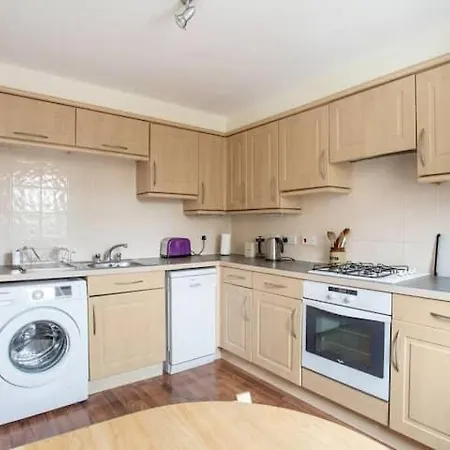 Apartment Dicksonfield - Modern 2 Bed, 2 Bath Close To Centre Edinburgh