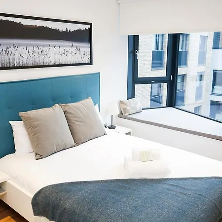 Appartement Altido Modern 1-br Apt With Views Of Castle *