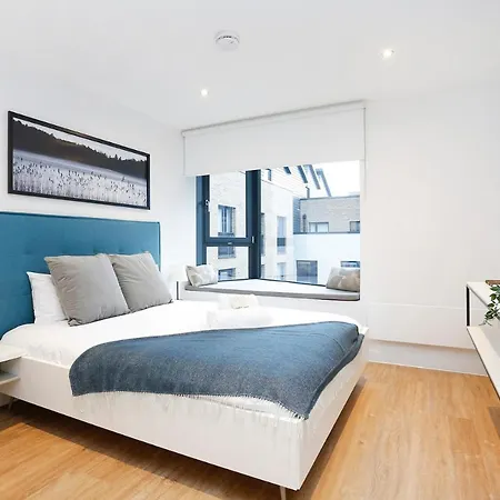 Daire Altido Modern 1-br Apt With Views Of Castle Edinburgh
