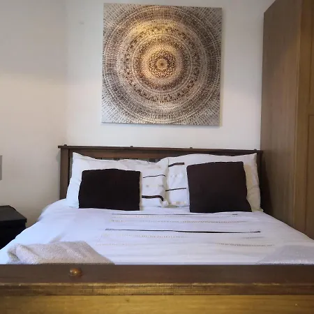 Apartment Old Town Apartment, Spacious 2 Bedroom 3rd Floor Close To Castle, Stair Access Only