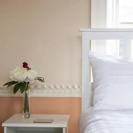شقة Guestready - Cosy 2br Top Floor Apt At World's End *