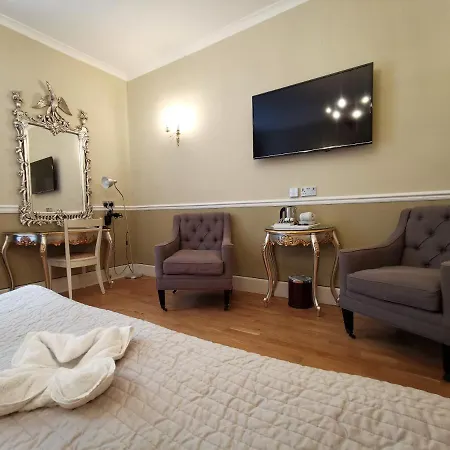 The Haymarket Lairg 3*