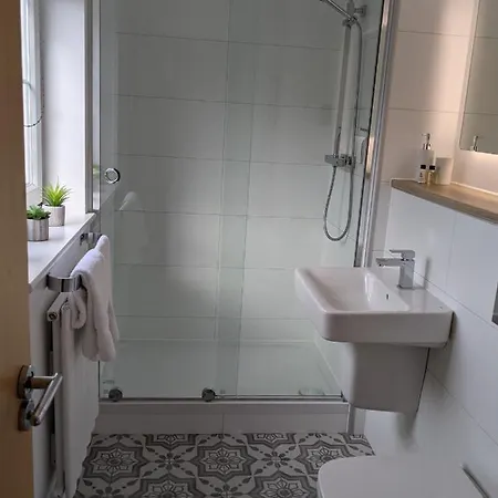 Apartment Bright And Charming 2 Bed In Vibrant Leith