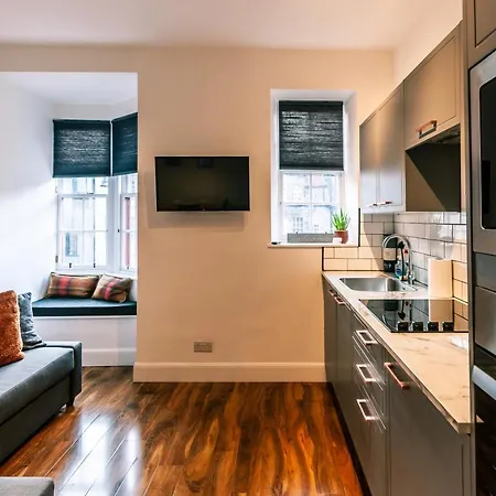 Apartment Writer's Edinburgh