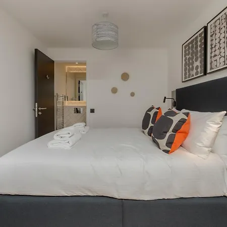 Destiny Scotland Market Street Apartment *