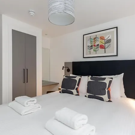 Destiny Scotland Market Street Apartment *
