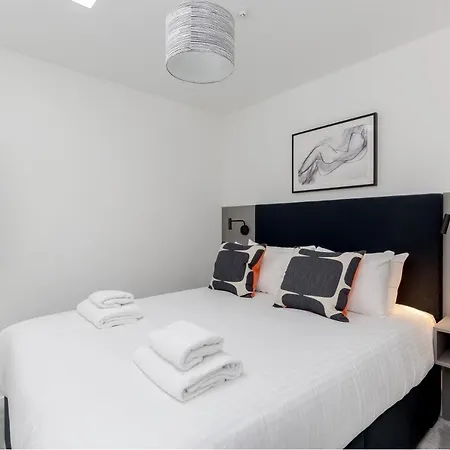 Destiny Scotland Market Street Apartment *