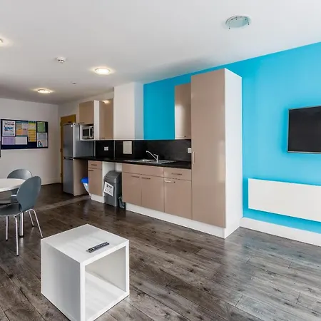 Destiny Student - Holyrood *