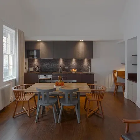Cheval Old Town Chambers 5*