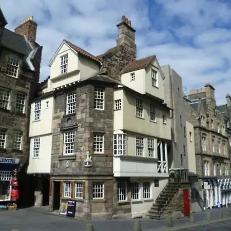 Amazing Apartments: Coinyie House - Royal Mile *