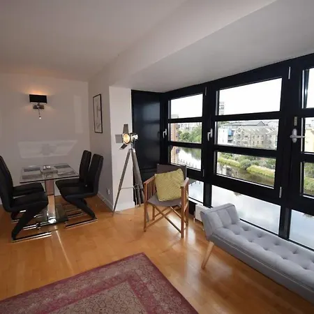 Apartment Luxurious Braemore At The Shore *