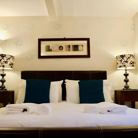 Apartamento Beautiful New Town Studio With Patio