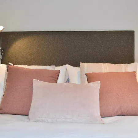 Stunning New Town Close To City Centre