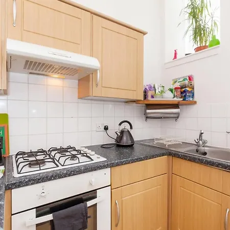 Bright Studio Walk Score 91 Wi-fi Sleeps 2 Διαμέρισμα