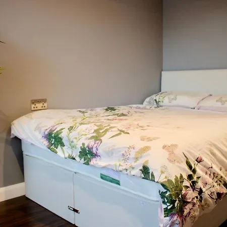 Modern In Edinburgh! Apartamento