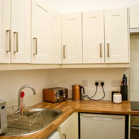 Apartment Comfortable And Central 1 Bedroom Edinburgh
