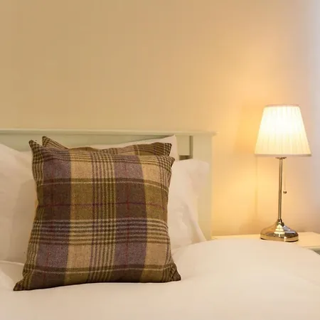 Luxury Morningside With Patio Edinburgh