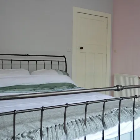 Apartment Comfortable 2 Bed In Blackford