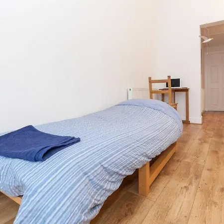 Bright Studio Walk Score 91 Wi-fi Sleeps 2 Εδιμβούργο